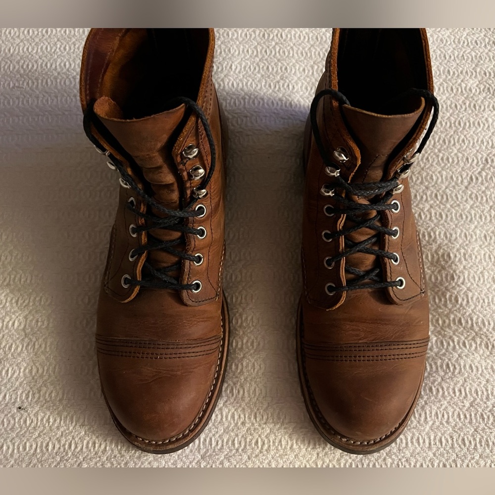 Red Wing 8085 Iron Ranger Copper Rough and Tough, gently used